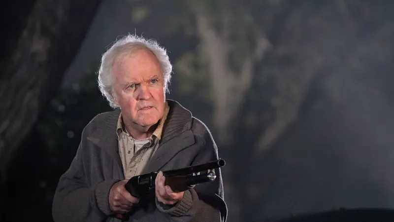 Actor de Jumanji y Top Gun: Maverick, muere apuñalado a los 81 años