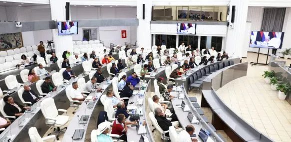 Pueblo Presidente conoce Informe sobre Reforma Constitucional