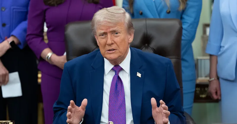 Trump habla de progreso con Irán mientras reportes de ataques elevan la tensión en Ormuz