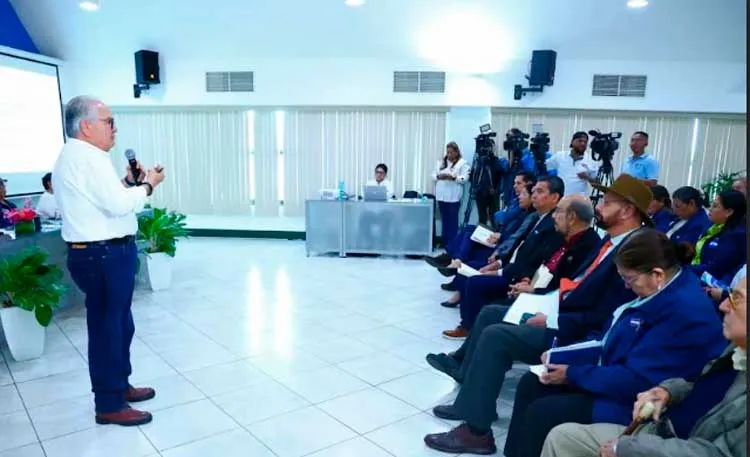 Firme respaldo de bancada en el Parlacen a reformas constitucionales