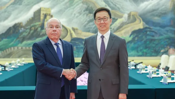 Vicepresidente chino Han Zheng se reúne con Mauro Vieira, ministro de Relaciones Exteriores de Brasil