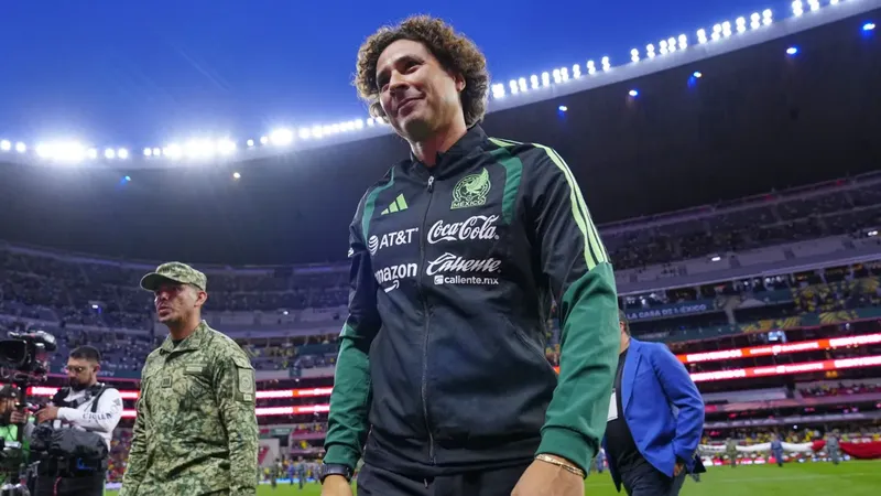 El Memorial Coliseum encenderá la antorcha olímpica para homenajear a Guillermo Ochoa
