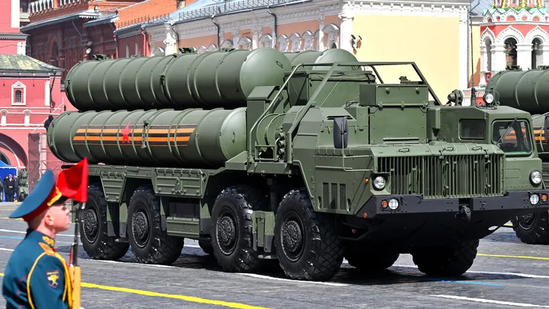 Turquía quiere salir del enredo de los S-400, pero el guion lo escribe Moscú
