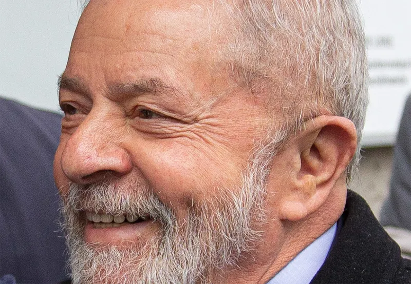 El programa electoral de Lula sitúa la soberanía, la seguridad y la desigualdad en el centro de las elecciones de Brasil
