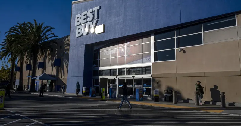 Best Buy eleva previsiones de ventas tras superar las expectativas en el segundo trimestre