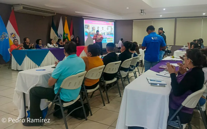 Docentes de Escuelas Normales inician diplomado sobre EIS