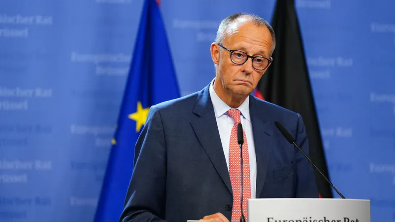 “Ha perdido completamente el juicio”: dirigente de AfD arremete contra Merz por nueva ayuda a Kiev