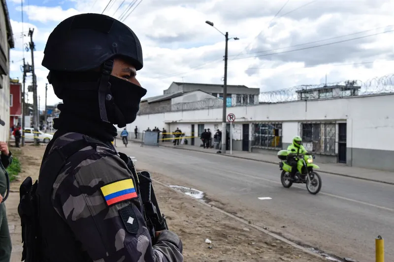 Dos motines carcelarios en Ecuador dejan al menos ocho muertos y diez heridos