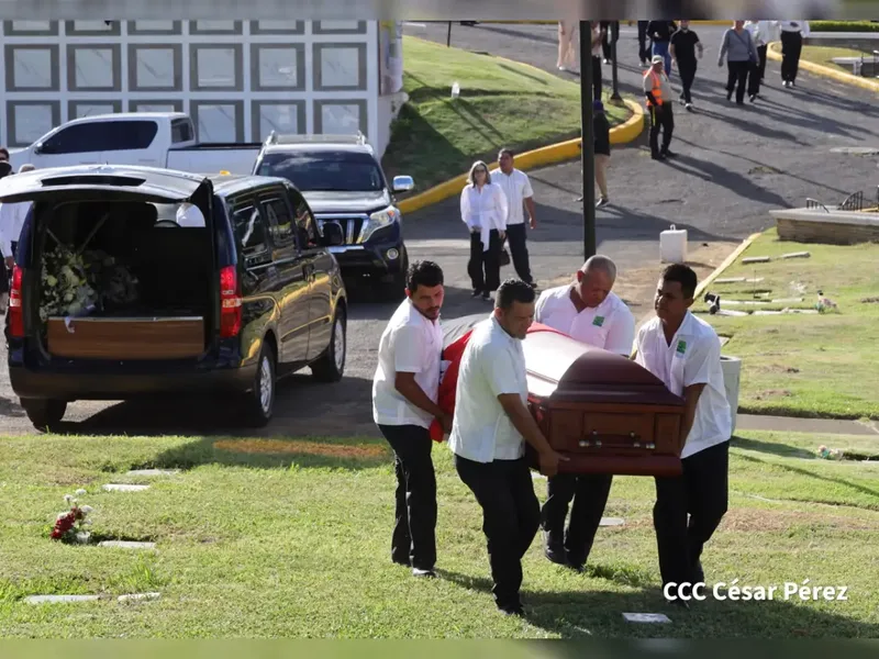 Legado del poeta David McField perdura en el pueblo nicaragüense