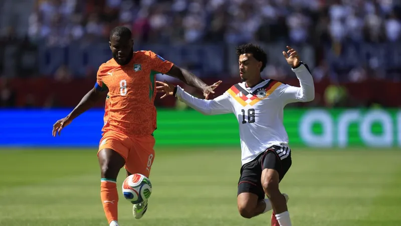 ¡Kessié adelanta a Costa de Marfil!