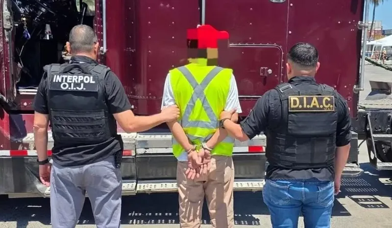 Nicaragüense buscado por INTERPOL cae en Costa Rica por drogas