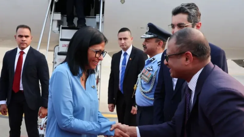 Presidenta de Venezuela llega a India para impulsar acuerdos económicos