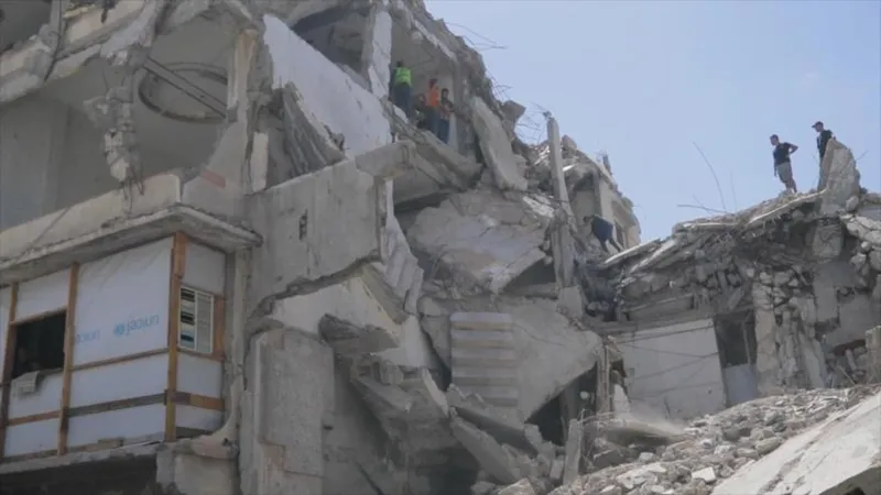 Miles de edificios dañados en ataque israelíes corren riesgo de derrumbarse en Gaza