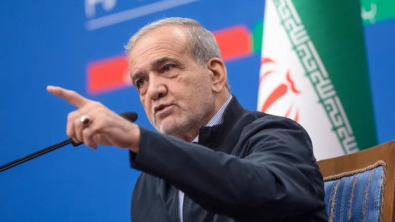 Pezeshkian plantea terminar la guerra tras reconocimiento de la victoria de Irán