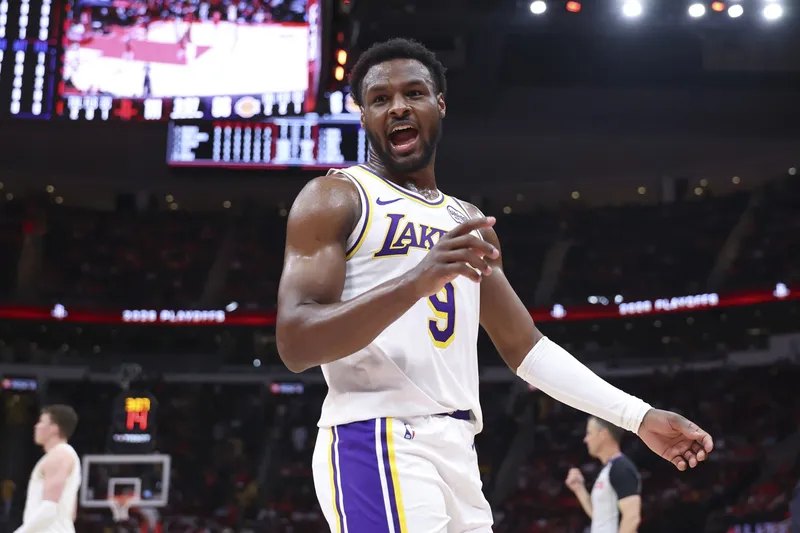 Los Lakers cuentan con Bronny James