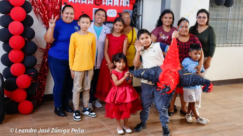 Centro Nacional de Salud Mental Infantil celebra el Día de la Alegría por el 47 aniversario de la Revolución