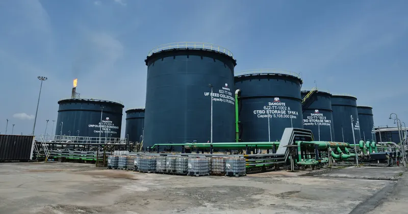 Goldman Sachs plantea tres escenarios que definirán el precio del petróleo en 2027
