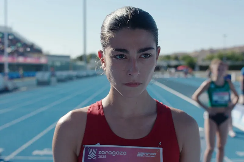 'Corredora' es la película más agobiante del año. Un auténtico prodigio (anti)deportivo que regatea y supera todo lo que esperaba de ella