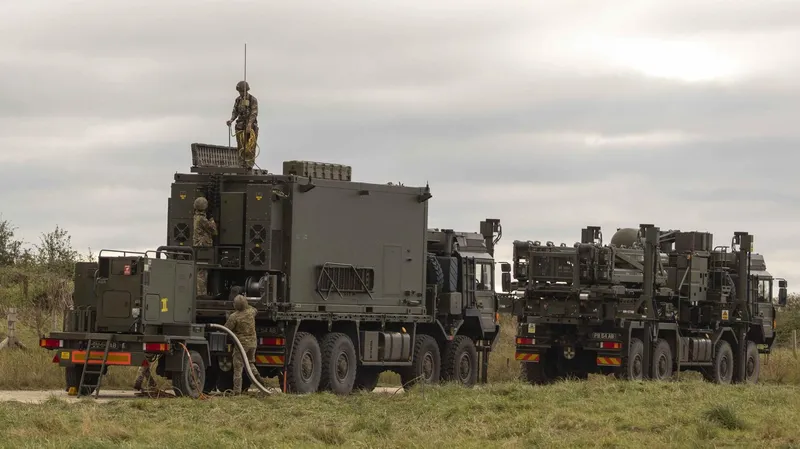 ¿Un plan poco eficiente? La estrategia de Starmer en gasto de defensa genera dudas en el Reino Unido