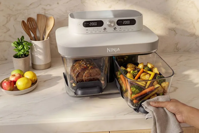 La Ninja Crispi se reinventa con un nuevo modelo que ya está disponible: mantiene el cristal, pero ahora con doble cesta