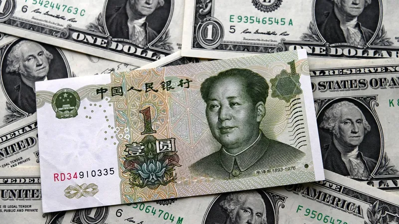 China debe posicionarse como prestamista global para expandir el uso del yuan, según exfuncionario