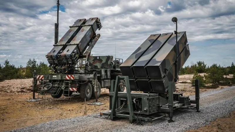 Aliado europeo de Ucrania se niega a entregar misiles para los sistemas Patriot