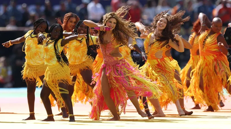 Shakira conquista el escenario del Mundial 2026 en un traje cubierto con más de 200 mil cristales
