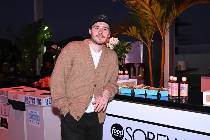 Brooklyn Beckham se ausenta del cumpleaños de su hermana Harper en medio de la disputa familiar