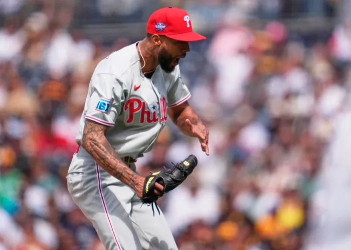 Cristopher Sánchez acaricia el récord de Hershiser en MLB