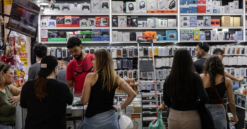 Actividad económica de Brasil sufre su mayor caída en más de un año