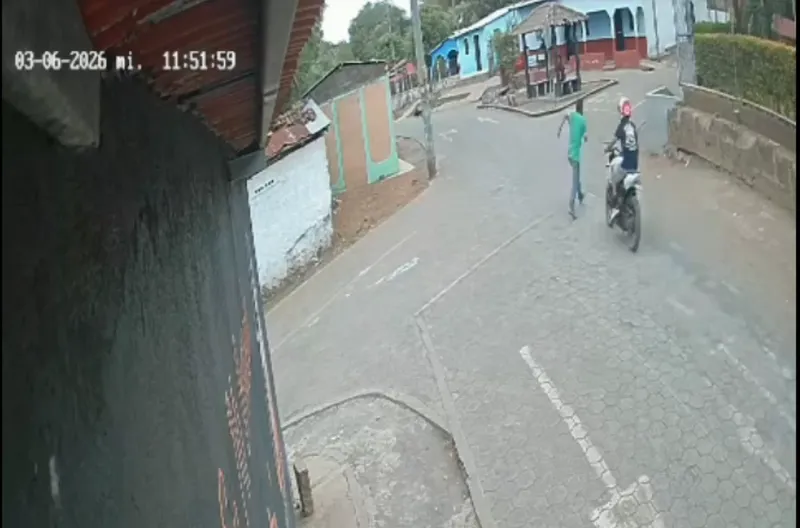 Quinceañero impacta a borracho terminando ambos en el hospital de Jinotepe