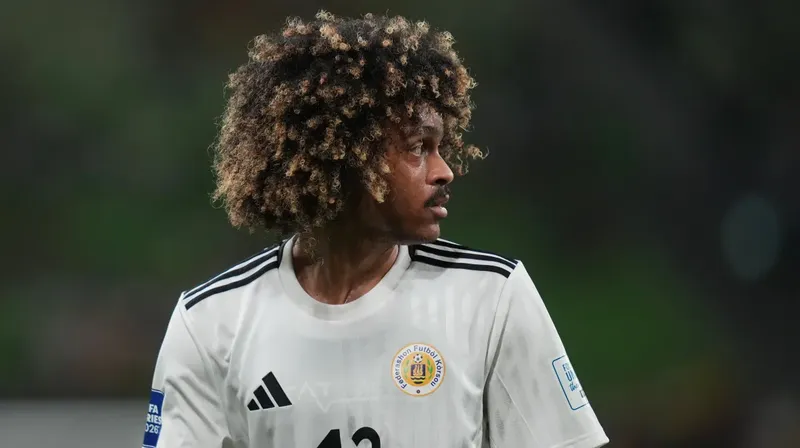 Tahith Chong, el único jugador que nació en Curazao y representará a su país