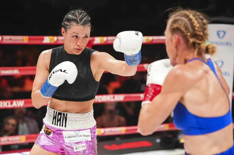 Victorias de Stephanie Han y de Amanda Serrano en El Paso
