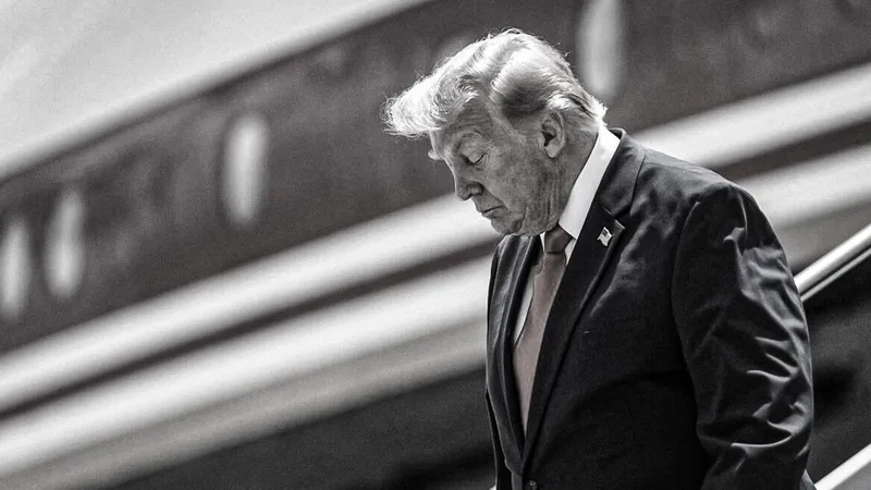 Donald Trump amenaza con tomar todo Irán y controlar su petróleo