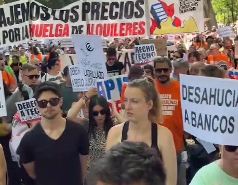 Se agrava la crisis de vivienda en España; no alcanza ni para rentar