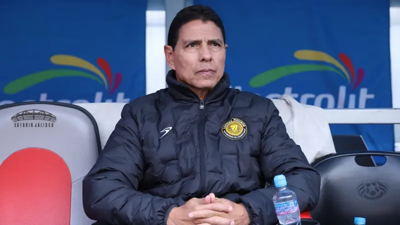 Los políticos meten las manos en el fútbol mexicano y arman un foro contra la Liga MX