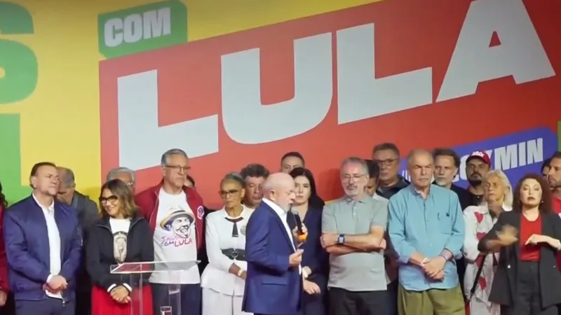 Lula tras el primer turno en Brasil: "Mañana comienza una nueva campaña"