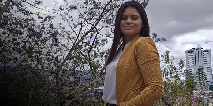 Hijas de Junieysis Merlo regresan a Nicaragua bajo custodia de su abuela materna