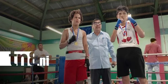 Desarrollan velada de boxeo en gimnasio Roger Deshong dedicada a Alexis Argüello