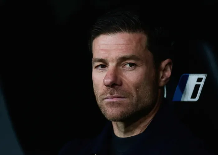 Chelsea contrata a Xabi Alonso por cuatro años