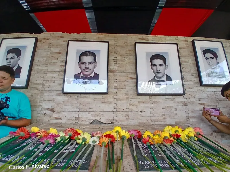 Rinden homenaje a los Héroes y Mártires del 13 de diciembre
