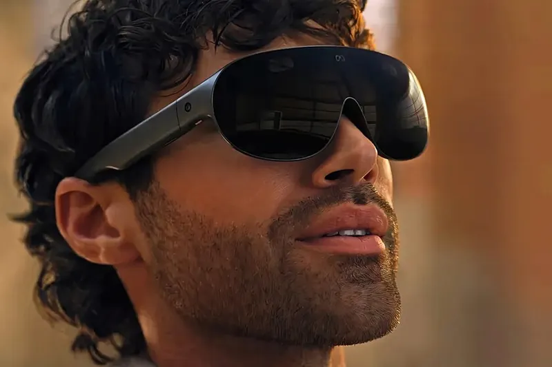 La realidad virtual ha conseguido lo imposible. Las gafas del futuro pesan lo que un tomate, son como un ordenador y cuestan menos que las de Apple