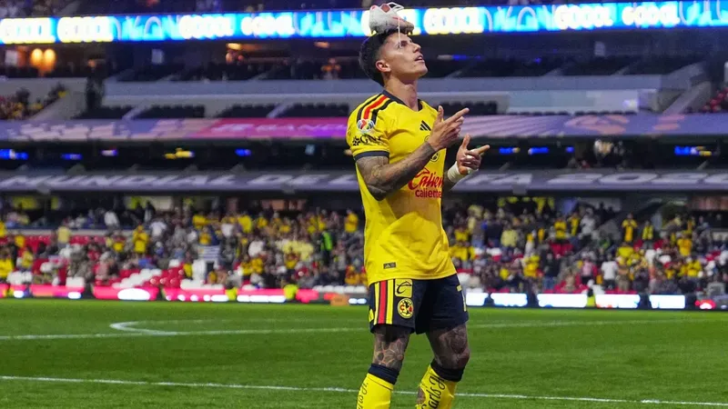 El atacante Brian Rodríguez prefiere la grandeza de las Águilas antes que los billetes de Europa