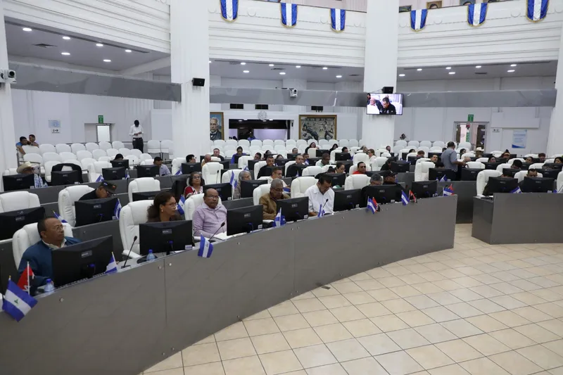 Asamblea Nacional conmemora el Día del Parlamentarismo exhortando por la paz mundial y la defensa de la soberanía