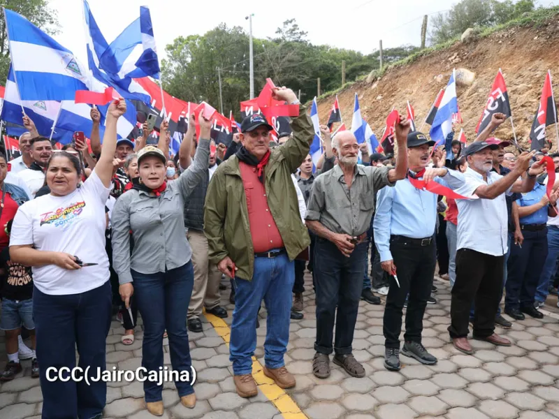 Gobierno Sandinista entrega a las familias la carretera San Nicolás-La Estanzuela-Estelí