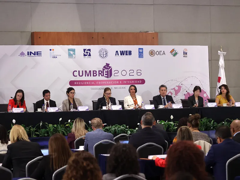 CSE participa en Cumbre 2026 sobre elecciones en el siglo XXI en México