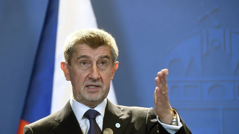 La UE atraviesa un declive comparable al del Imperio romano, considera el primer ministro checo