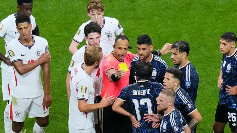 Inglaterra pide que se investigue a Argentina