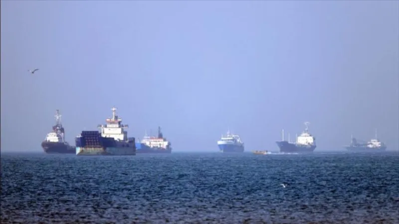 Irán procesa 300 solicitudes de tránsito por estrecho de Ormuz desde mayo