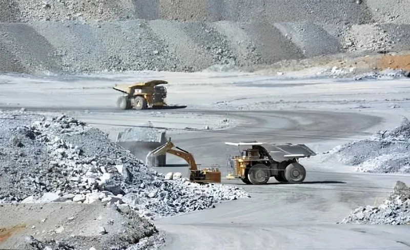 Cae la producción minerometalúrgica de México durante marzo